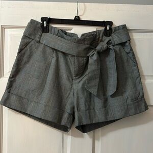 Anthropologie Taikonhu gray plaid shorts